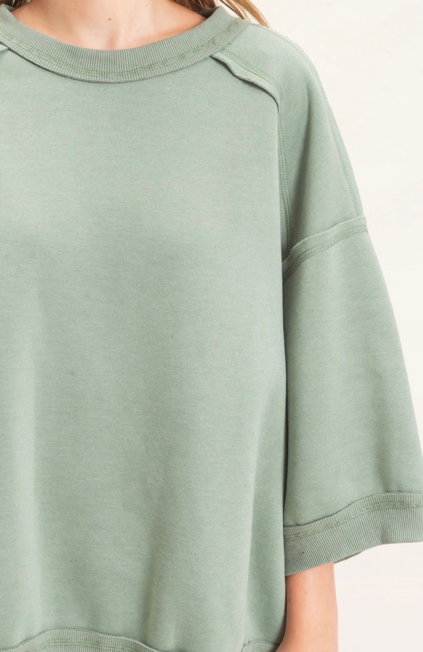 Raglan Sleeve Oversized Sweatshirt