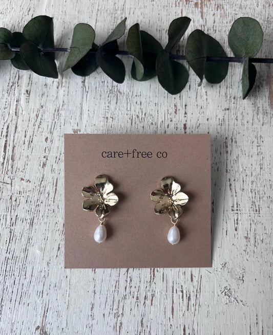 Flower + Pearl studs