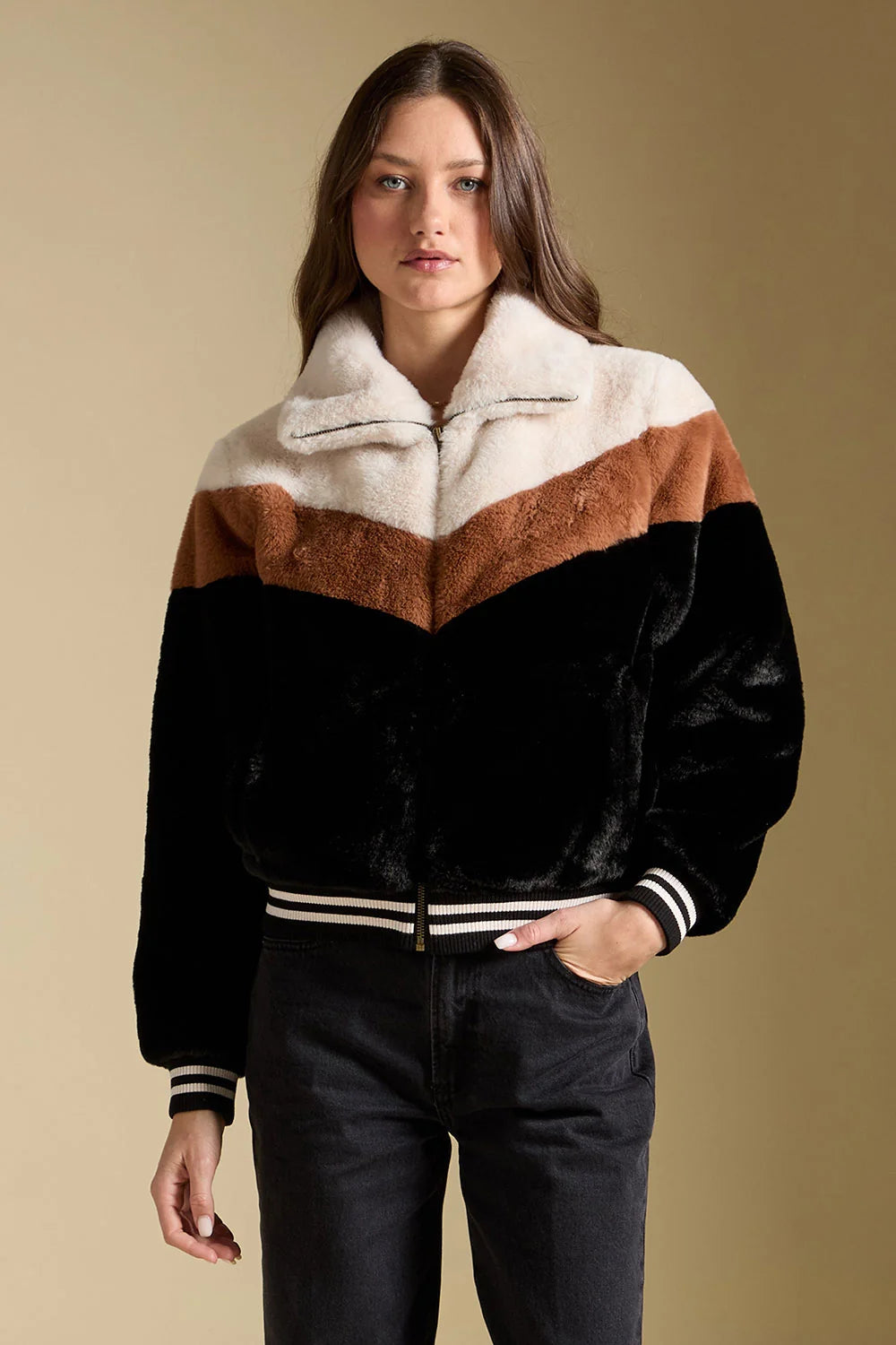 Kaira Jacket