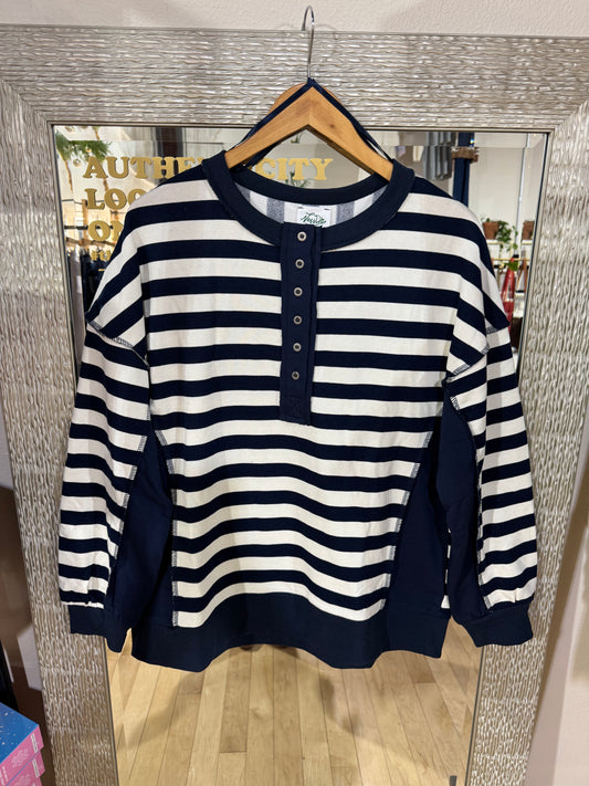 The Weekend Stripe in Navy